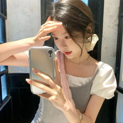 蝙蝠侠与哈莉·奎恩